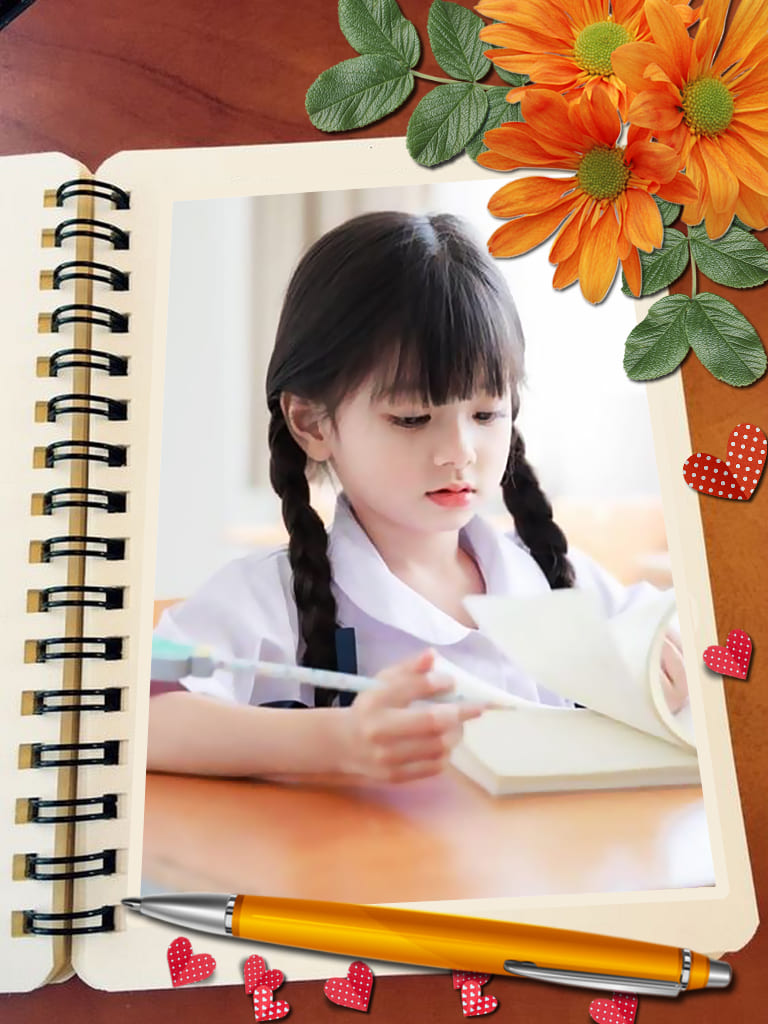 Ghép ảnh với quyển sổ và cây viêt đẹp rất cute