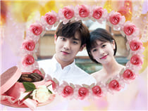 Ghép ảnh 2 người yêu nhay với hoa hồng và hộp bánh socola biểu tượng tình yêu