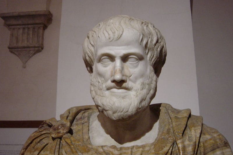 Nhà khoa học Aristotle (384 – 322 TCN)