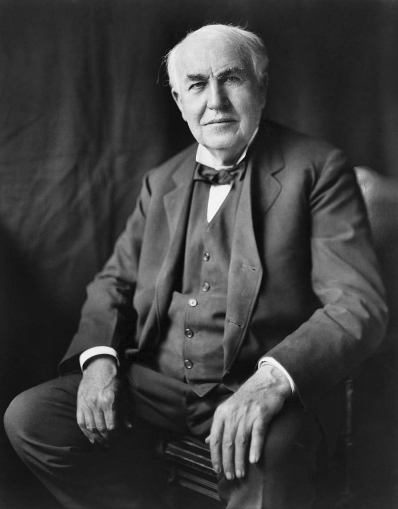 Nhà khoa học Thomas Alva Edison (February 11, 1847 - October 18, 1931) 
