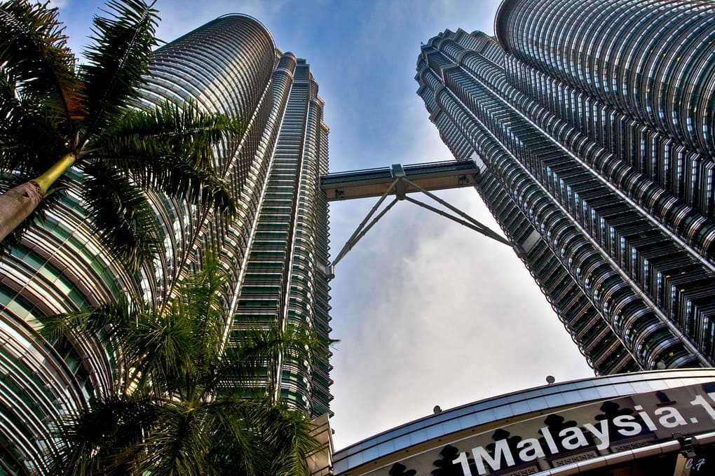 háp đôi Petronas Tower 1