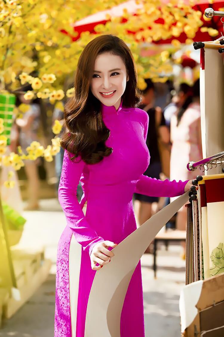 Tổng hợp những cô gái mặc áo dài đẹp nhất Việt Nam 30